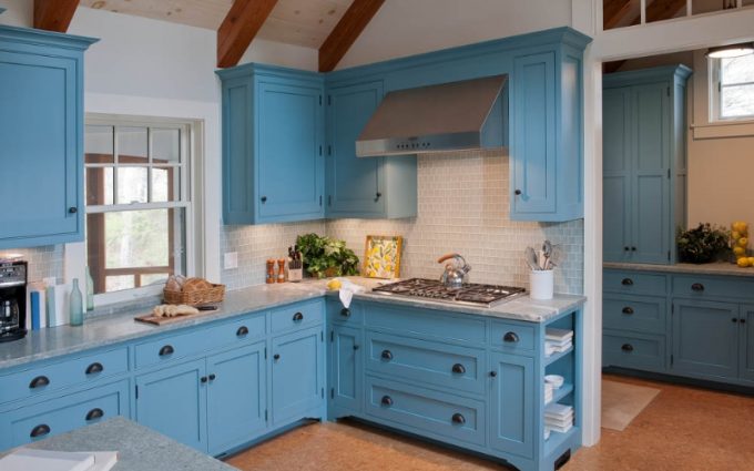 Trends: Colored Kitchen Cabinets 5