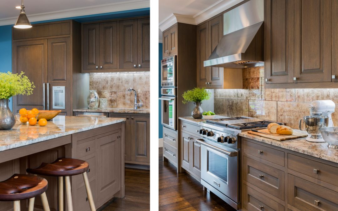 The kitchen in this light and bright coastal home by Boston Interior Designer Elizabeth Swartz Interiors features a contemporary interior design functional for everyday family life, yet chic enough for entertaining.