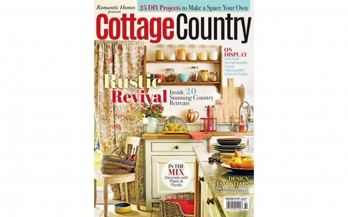 Cottage Country Magazine features the comfortable interior design of this contemporary farmhouse in the Green Mountains of Vermont designed by Boston Interior Designer Elizabeth Swartz Interiors.