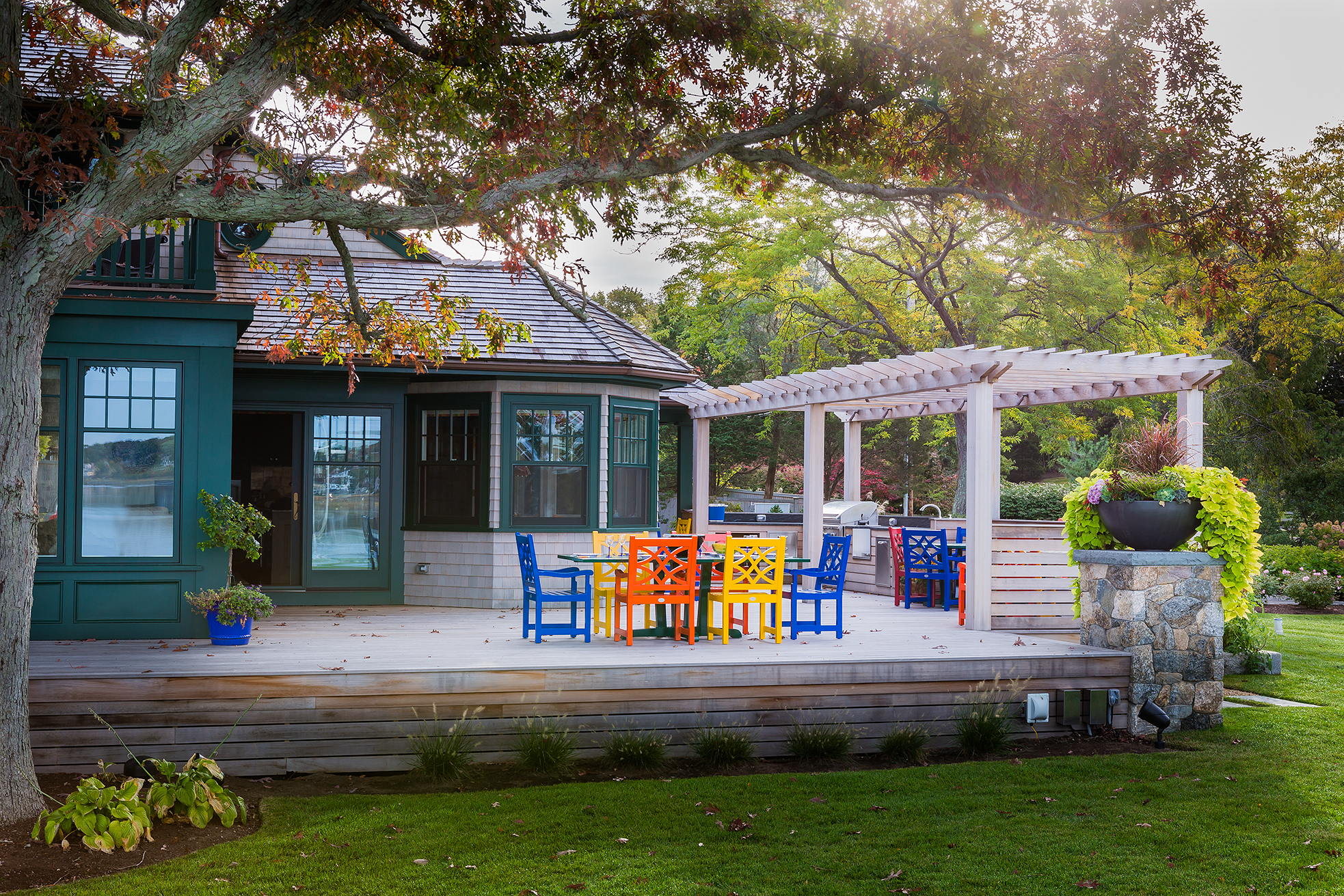 Boston Interior Designer, Elizabeth Swartz Interiors was part of a great team that designed this space for living outdoors.